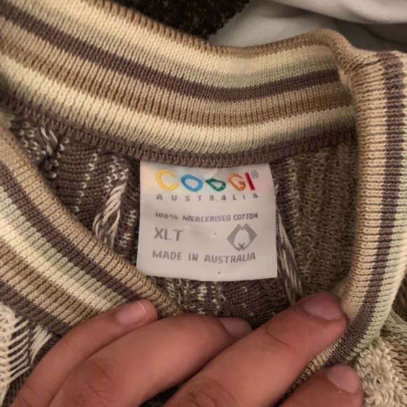 Coogi sweater - Picture 2 of 2